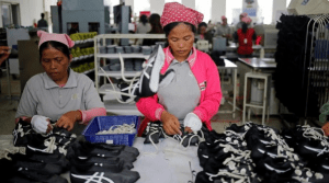 Pabrik Sepatu Adidas Tangerang PHK Karyawan massal