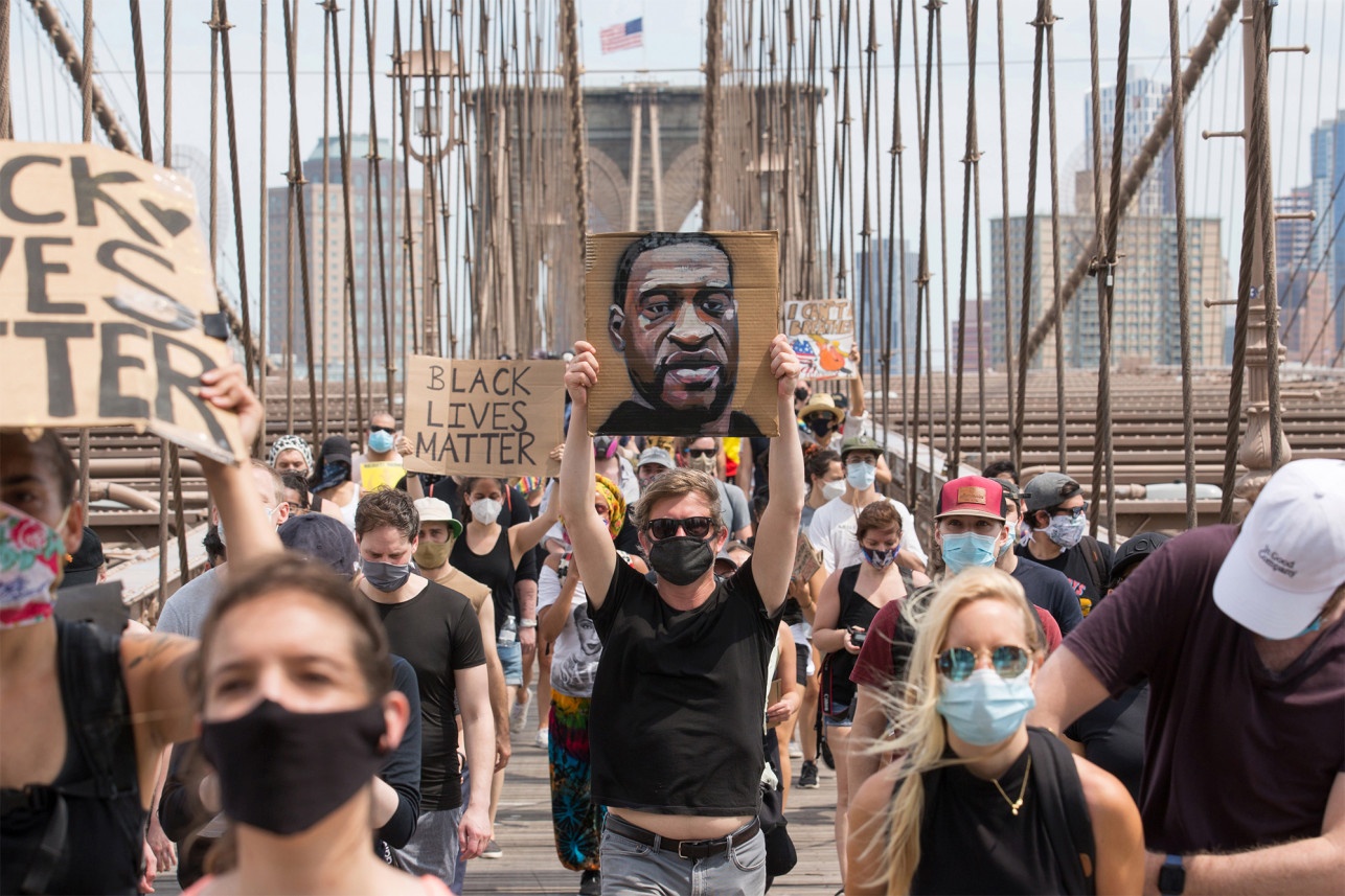 Berita George Floyd : Ribuan Pengunjuk Rasa Turun Ke Jalan-Jalan NYC